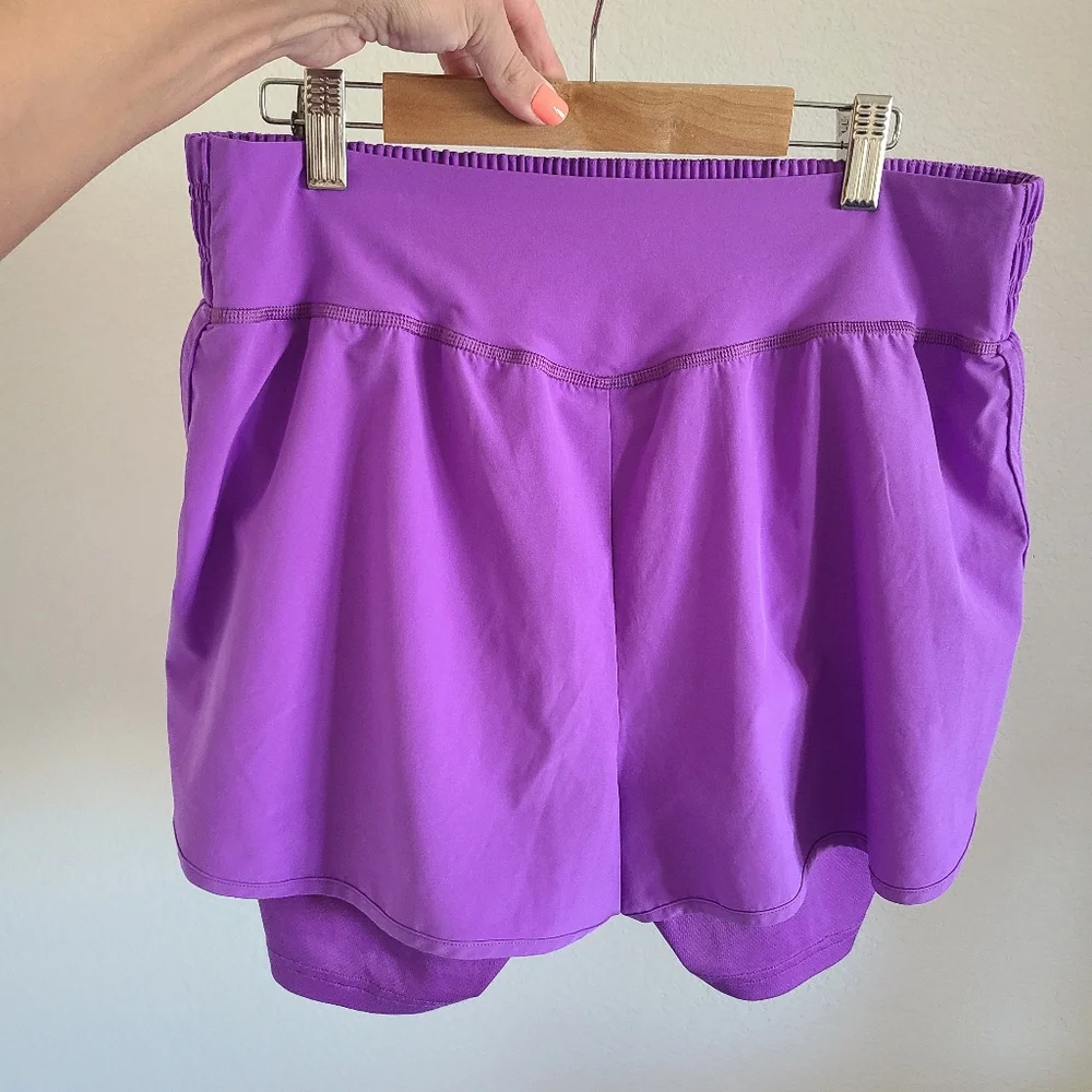 Gymshark Womens Pulse Mid Rise Shorts, Bright Purple - Picture 4 of 5